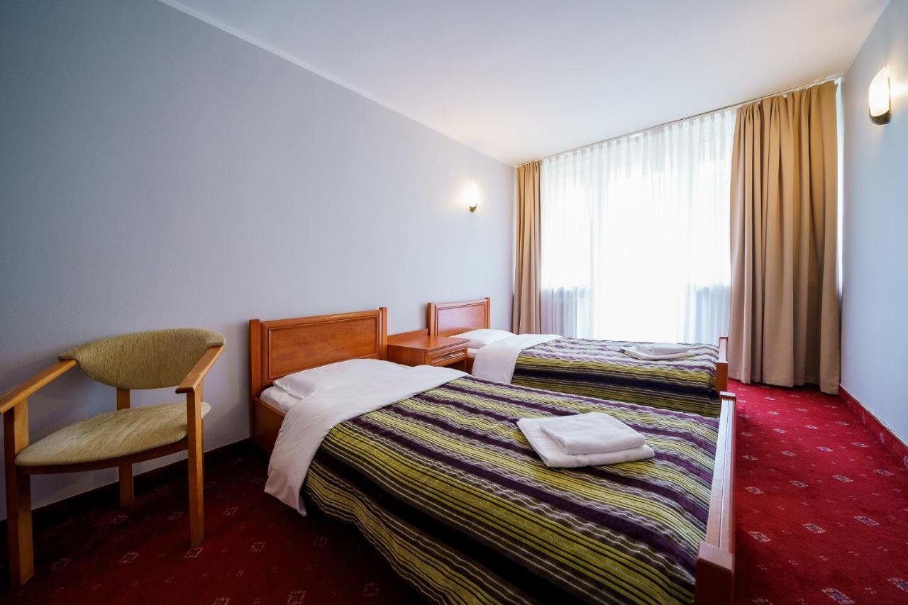 Promenada Zegrze Hotel Białobrzegi Exterior foto